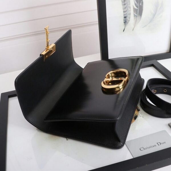 30 MONTAIGNE BAG - Image 7