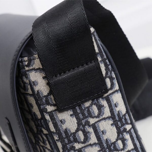 KID’S MESSENGER BAG - Image 7