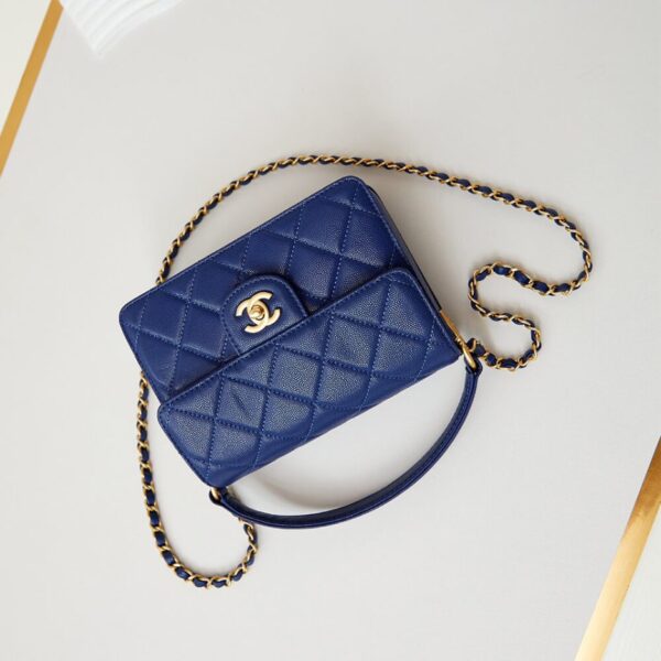 Chanel Large Handbag - Image 8