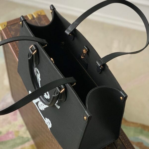 LV OnTheGo MM - Image 8