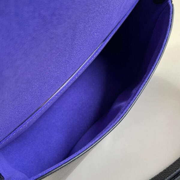 LV Buci - Image 8