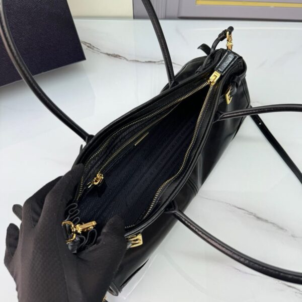 Prada Medium leather handbag(high-end grade) - Image 8